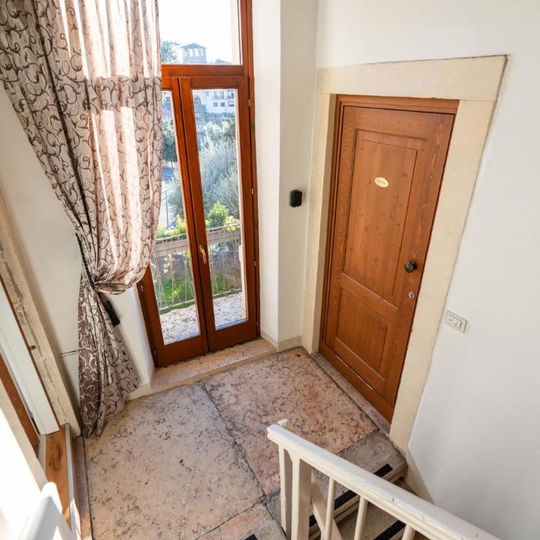 La finestra sul Ponte by Postcardsfrom - Appartamento con 2 Camere da Letto e Vista Fiume - 25