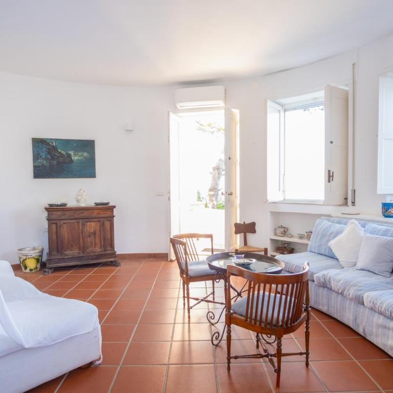 Villa Livia - Two-Bedroom House - 10