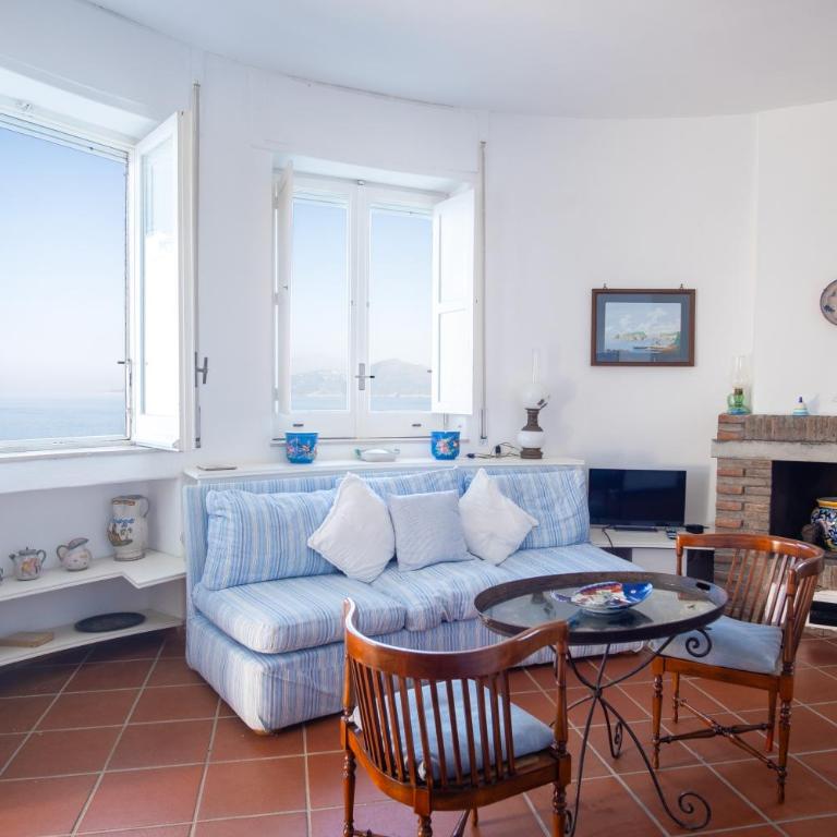 Villa Livia - Two-Bedroom House - 23