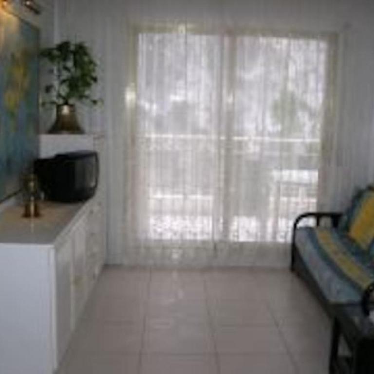 ACOGEDOR APARTAMENTO con PISCINA PRÓXIMO A LA PLAYA - Apartamento de 2 dormitorios - 1