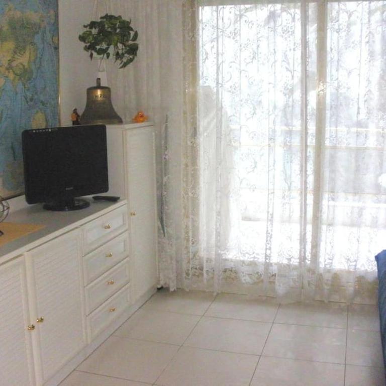 ACOGEDOR APARTAMENTO con PISCINA PRÓXIMO A LA PLAYA - Apartamento de 2 dormitorios - 3