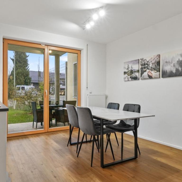 Cozystays - Apartment mit 2 Schlafzimmern - 3