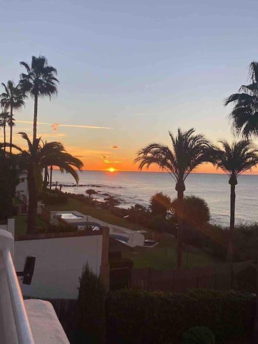 Modern, spacious 3 bedroom apartment with sea view - Three-Bedroom Apartment - 25