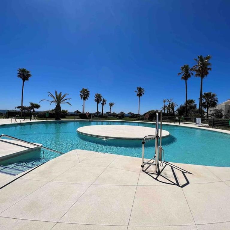 Modern, spacious 3 bedroom apartment with sea view - Three-Bedroom Apartment - 21