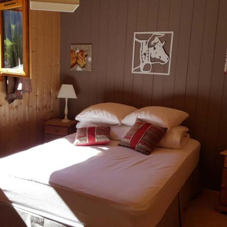 Chalet de luxe 9 pers. avec cheminée, proche télécabines, Wi-Fi, équipements complets et terrasse - FR-1-676-87 - Chalet - 8