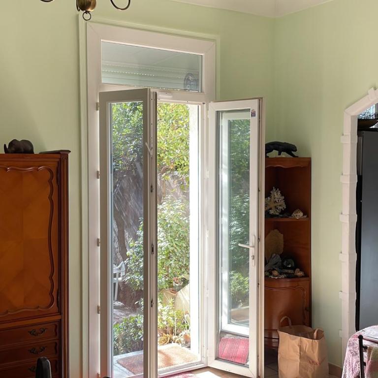 L Étoile du Sud - One-Bedroom Apartment with Garden - 15