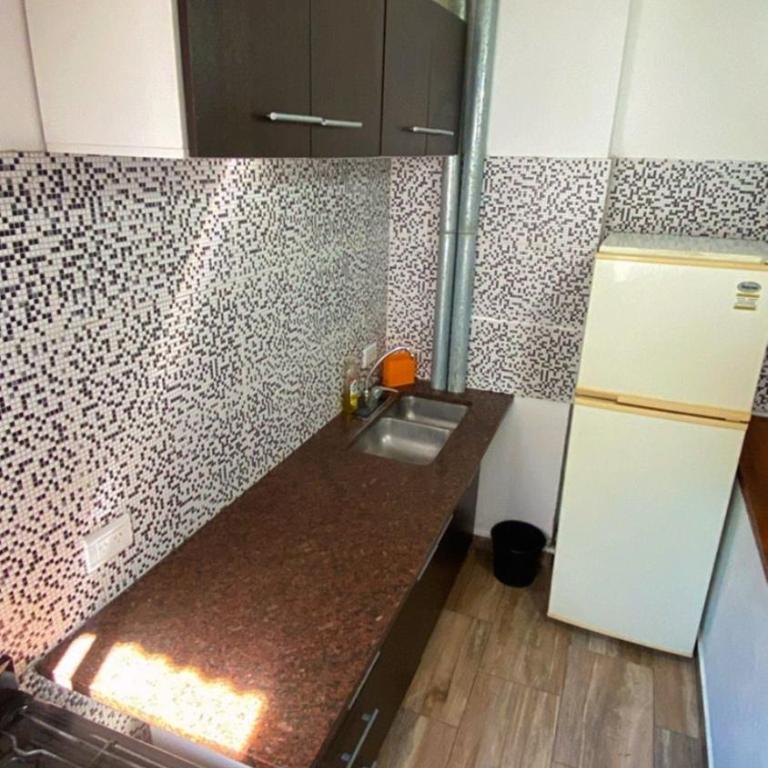 Departamentos a pasos del mar y de la peatonal - Apartamento de 1 dormitorio - 3