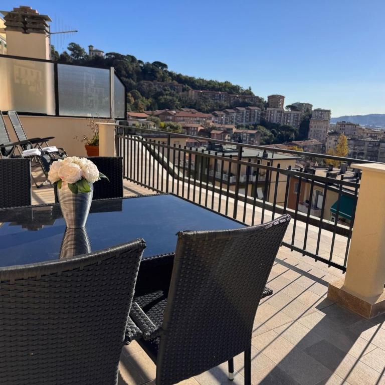 Maison P La Spezia - Appartamento con 2 Camere da Letto - 1