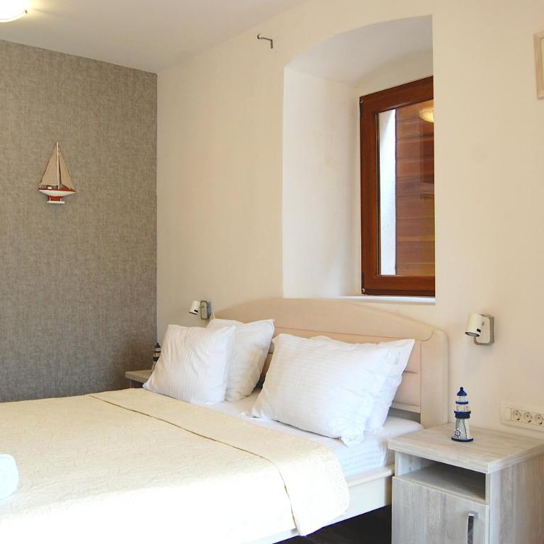 Hotel Sara - Standard Double Room - 3