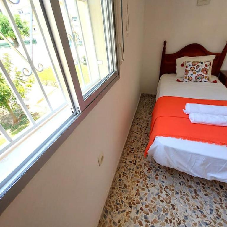 SPACIOUS FLAT 100M FROM BEACH-NERJA-Spain - Apartamento - 5