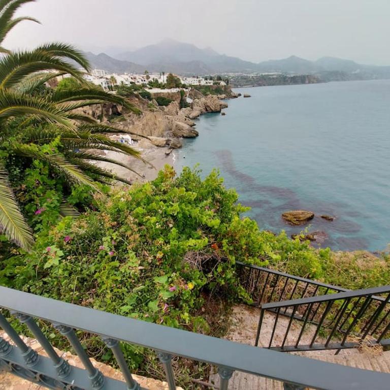 SPACIOUS FLAT 100M FROM BEACH-NERJA-Spain - Apartamento - 34