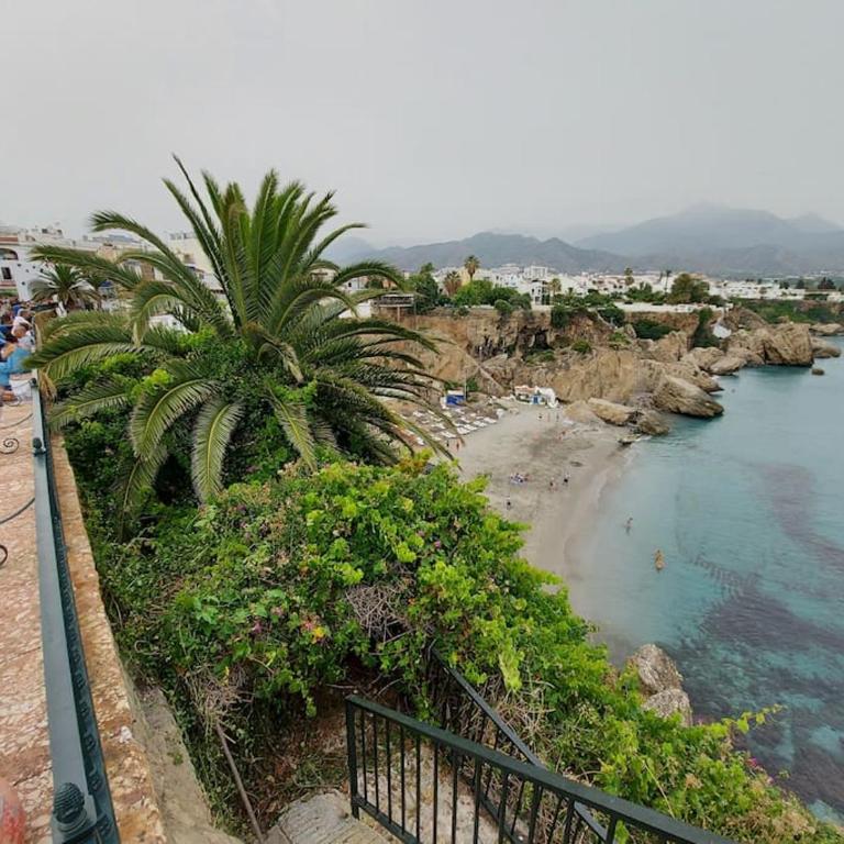 SPACIOUS FLAT 100M FROM BEACH-NERJA-Spain - Apartamento - 41