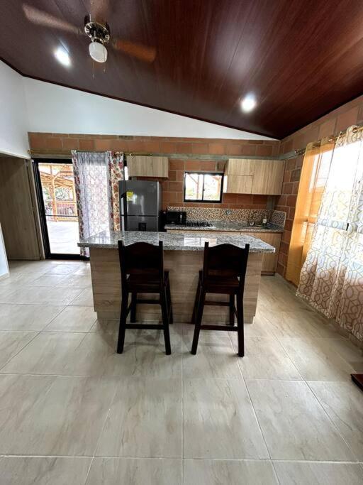La Gema De Quindio Montenegro con AC y WiFi 2R - Villa de 2 dormitorios - 33