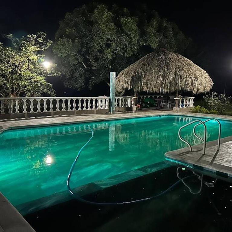 La Gema De Quindio Montenegro con AC y WiFi 2R - Villa de 2 dormitorios - 44