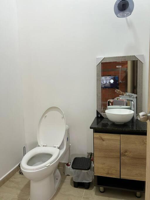 La Gema De Quindio Montenegro con AC y WiFi 2R - Villa de 2 dormitorios - 65
