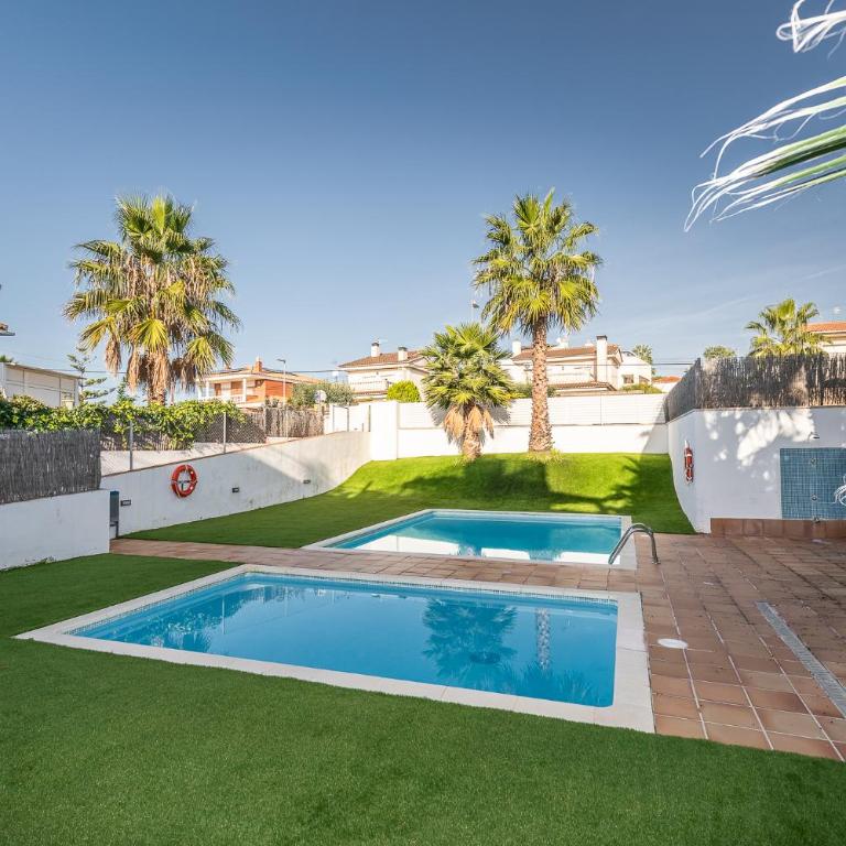 Piso con piscina y playa en Calafell, Mas Mel - Apartamento de 2 dormitorios - 1