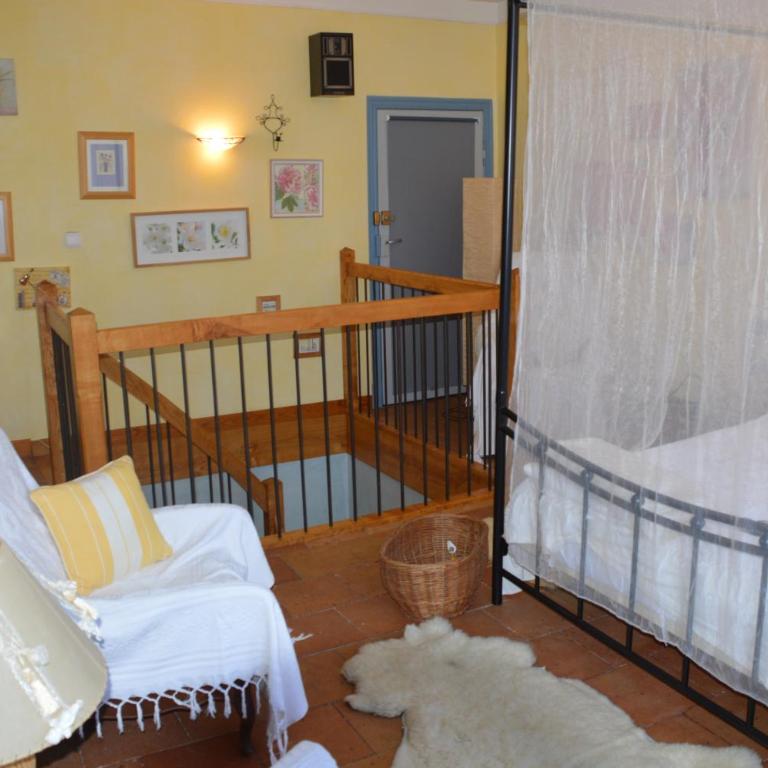 Volets Bleus et Briques Rouges - Apartment - 31