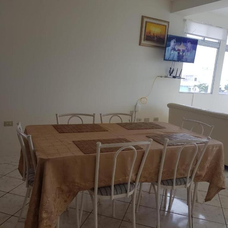 Puesta del Sol - Three-Bedroom Apartment - 8