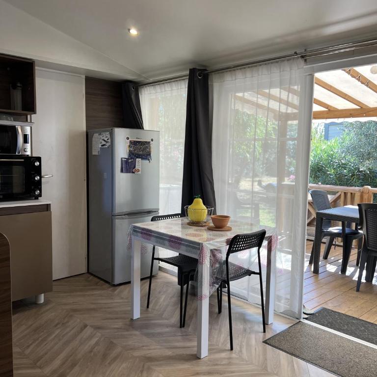 Camping Del Mar B10, Mobile Home Excellence, 3 chambres, 6 personnes, bord de mer - Mobile Home - 12