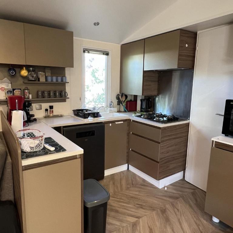 Camping Del Mar B10, Mobile Home Excellence, 3 chambres, 6 personnes, bord de mer - Mobile Home - 11