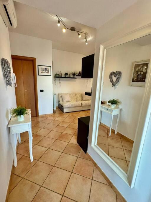 Attico Belvedere - metro C e posto auto - Apartment mit 1 Schlafzimmer und Terrasse - 15