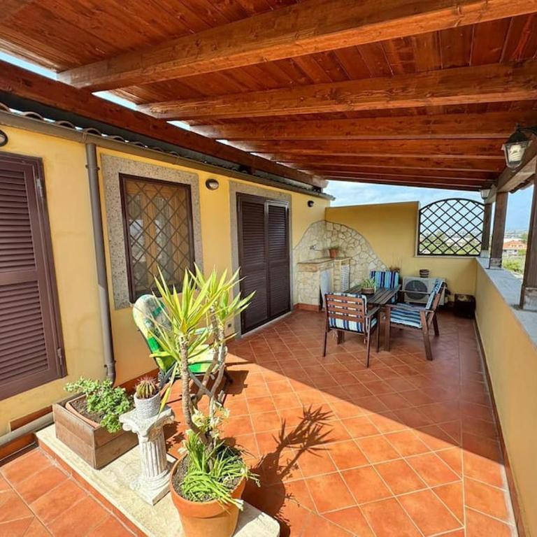 Attico Belvedere - metro C e posto auto - Apartment mit 1 Schlafzimmer und Terrasse - 35