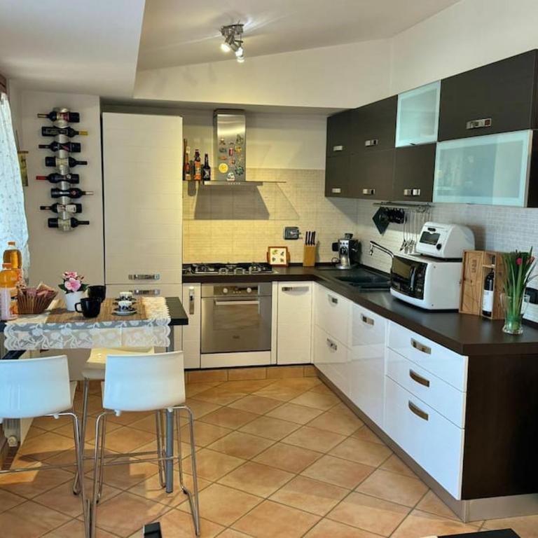 Attico Belvedere - metro C e posto auto - Apartment mit 1 Schlafzimmer und Terrasse - 32