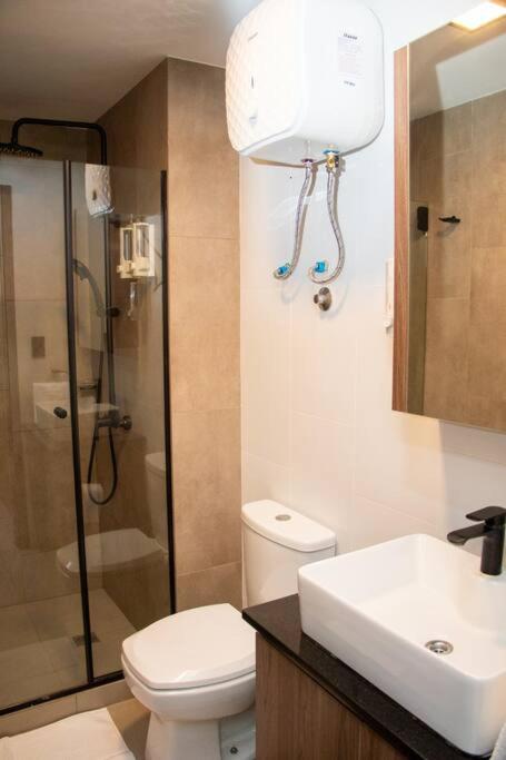 Estudio Top Equipetrol - One-Bedroom Apartment - 2