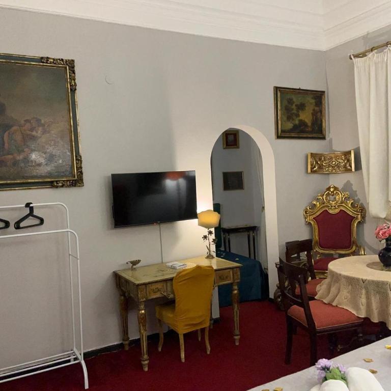 La Dimora dell'Imperatore - Appartamento con 3 Camere da Letto e con Balcone - 5
