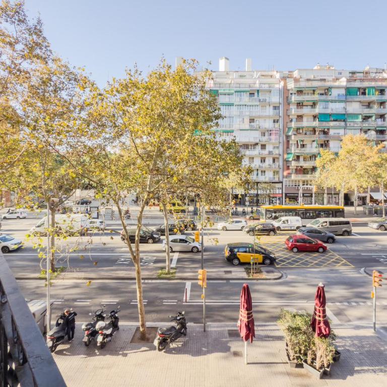 Plaza España 238 - Apartamento de 3 dormitorios con balcón - 25