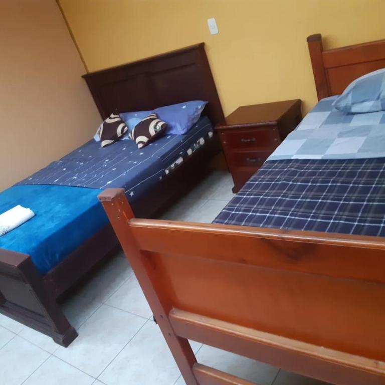 Hostal al Paso - Habitación Doble Estándar - 2 camas - 4