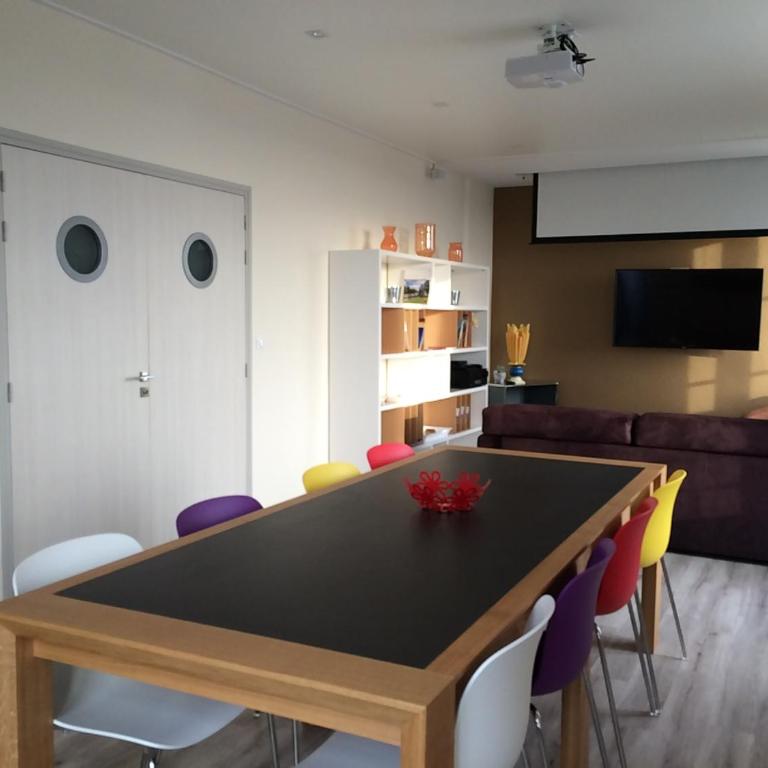 Le 360 TOUR PERRET 19eme PANORAMA 4 ETOILES - Appartement Deluxe - 13