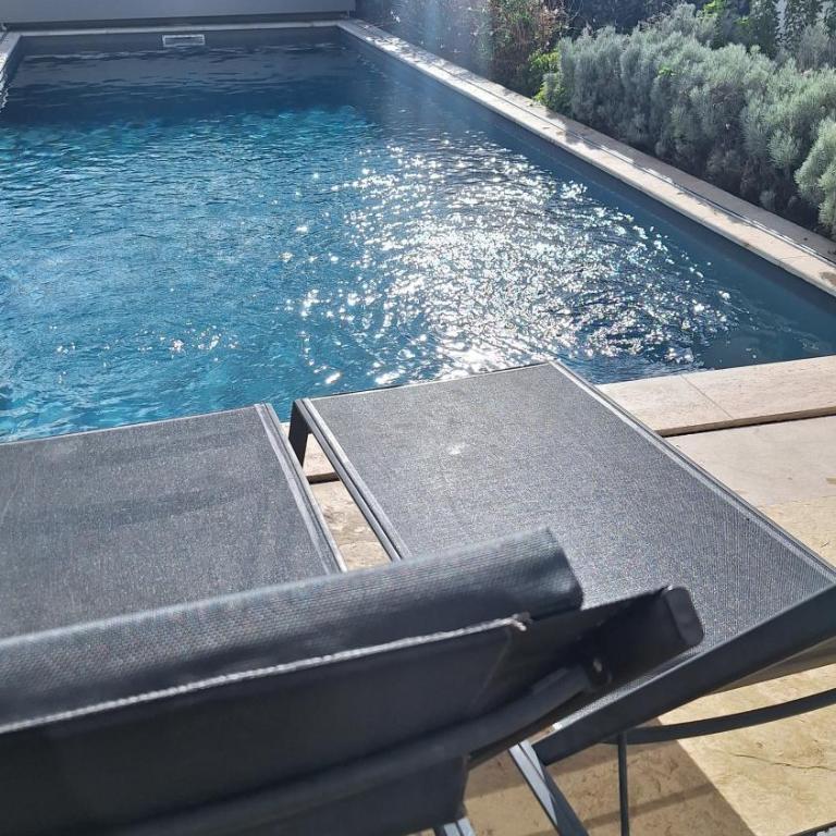 Onze Villa in Provence, Mont Ventoux, New Luxury Villa, Private Pool, Stunning views, Outdoor Kitchen, Big Green Egg - Haus mit 4 Schlafzimmern - 53