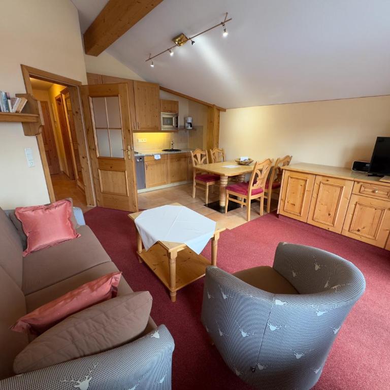 Ferienwohnungen am Kurpark - Apartment mit Balkon - 5
