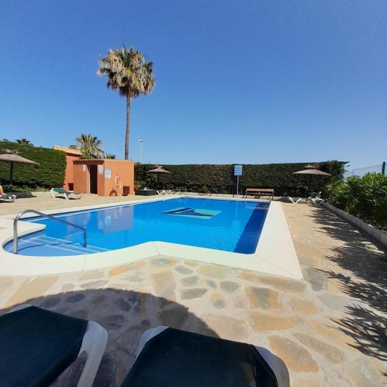 APARTAMENTO DUPLEX con piscinas y MARAVILLOSAS VISTAS AL MAR - Apartamento de 2 dormitorios - 10