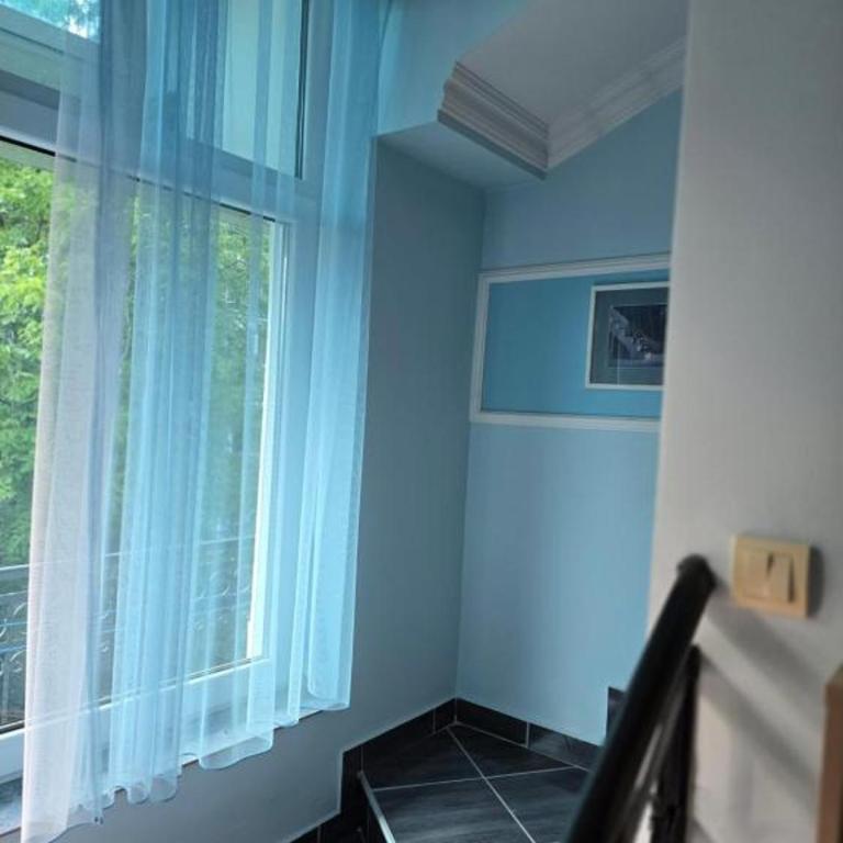 Adel's - Apartman - 11