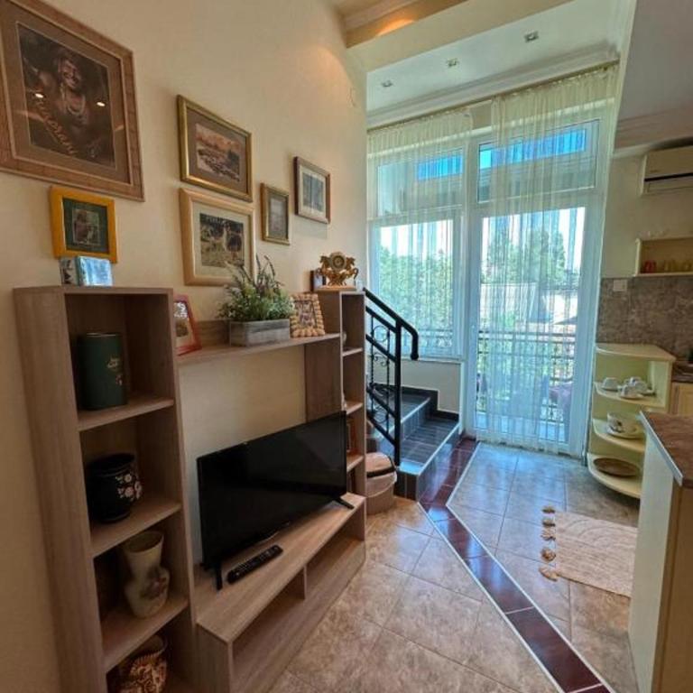 Adel's - Apartman - 17