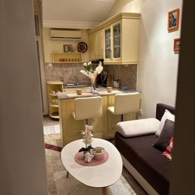 Adel's - Apartman - 15