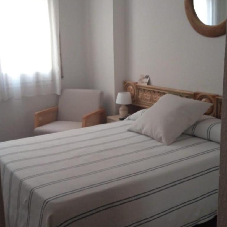 Acogedor y Amplio Apartamento familiar a pie de playa - Suite - 1
