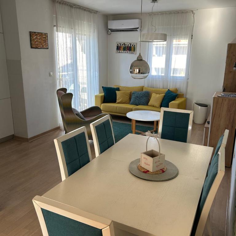 Ana’s 2 bedrooms lovely flat - Apartman sa 2 Spavaće Sobe - 10