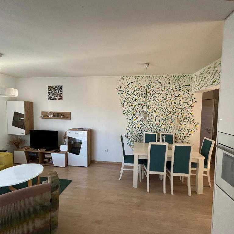 Ana’s 2 bedrooms lovely flat - Apartman sa 2 Spavaće Sobe - 6
