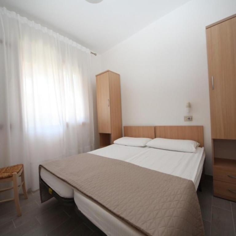 Comfortable beachside apartment in Rosolina - Apartment - 4