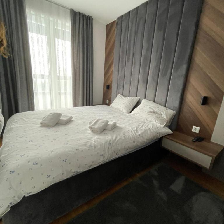 joy apartment 29 - One-Bedroom Apartment - 1