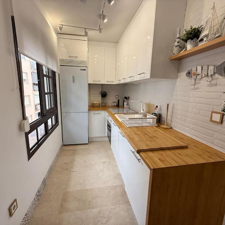 Apartamento Moderno cerca del Mar-Playa y Centro a 2 min - Apartamento de 2 dormitorios - 10