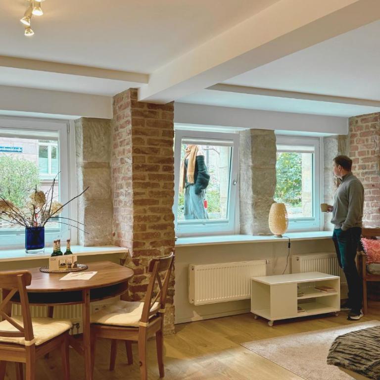 Cosy Castle Appartment Nürnberg - Charmanter Souterrain Altbau - Apartamento de 1 dormitorio - 40