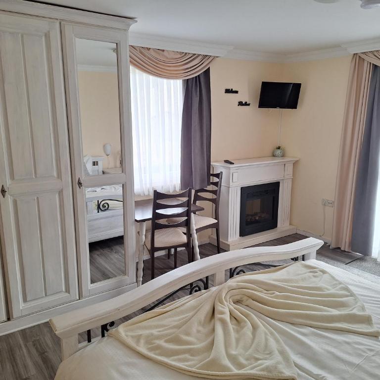 Berggasthof Schwaigerhof - Doppelzimmer mit Balkon - 3