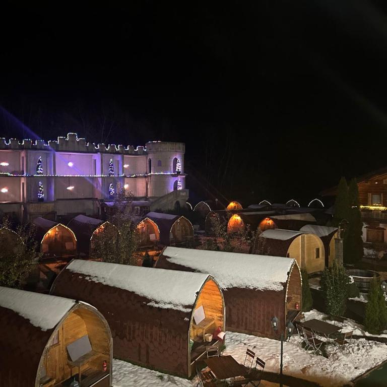 Inn-side ADVENTURE CABINS - Familienzimmer mit Gemeinschaftsbad - 24