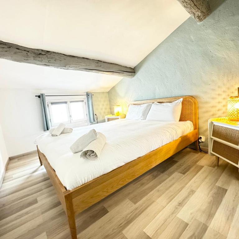 Loge de l'Opéra à 200 m du Palais des Papes - Apartment mit 1 Schlafzimmer - 25
