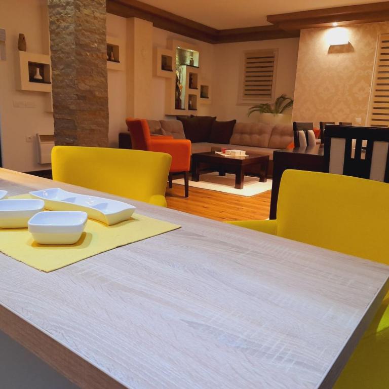 Apartman Shine - Apartman sa 2 Spavaće Sobe - 1