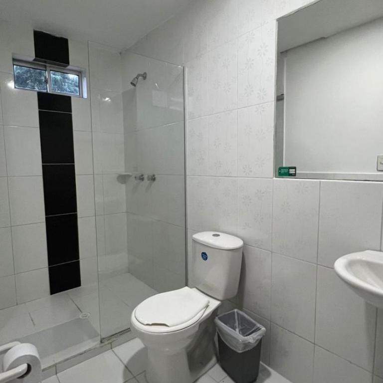 Hotel Medellín 66 - Habitación cuádruple - 3